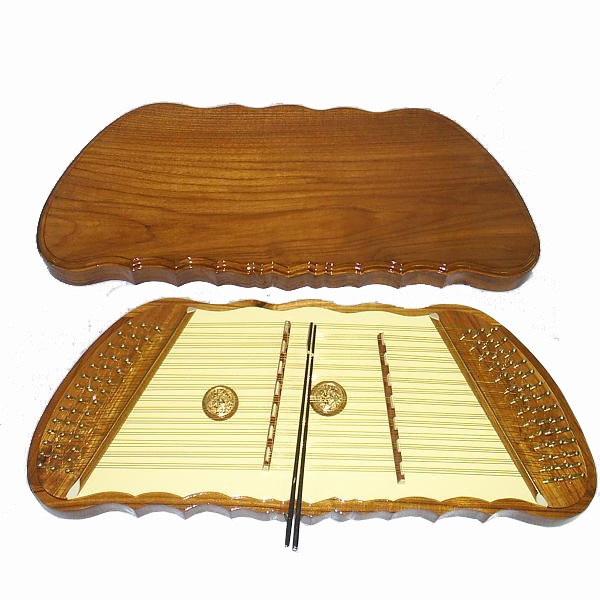 ขิม กล่องไม้ (ผีเสื้อ)  ไม้สัก   ลายไม้